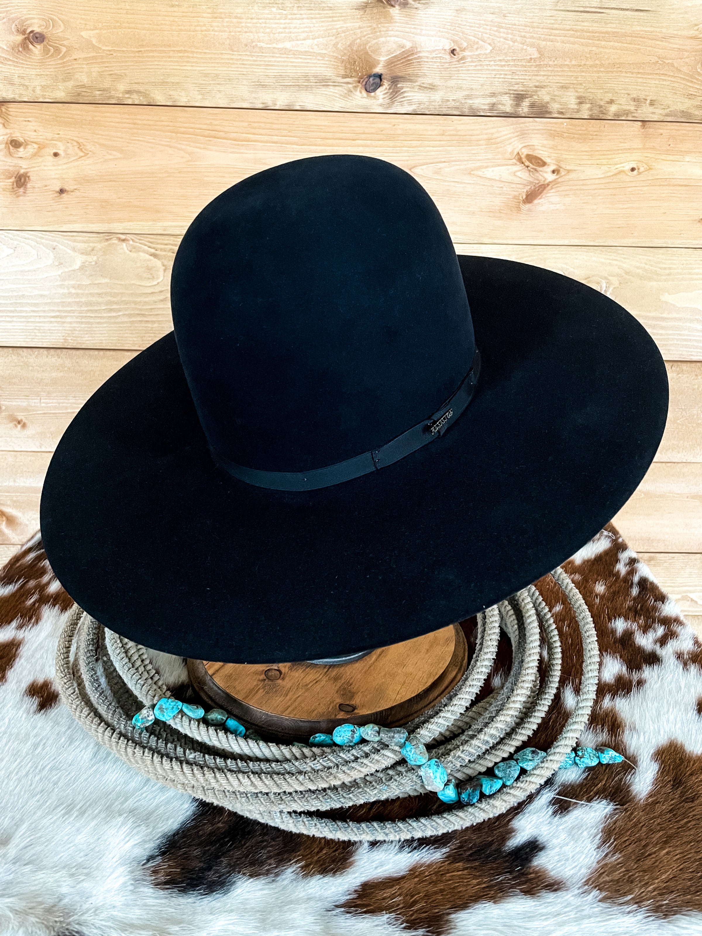 Resistol Showdown 7X Black Open Crown Felt Hat | Ranch-Land