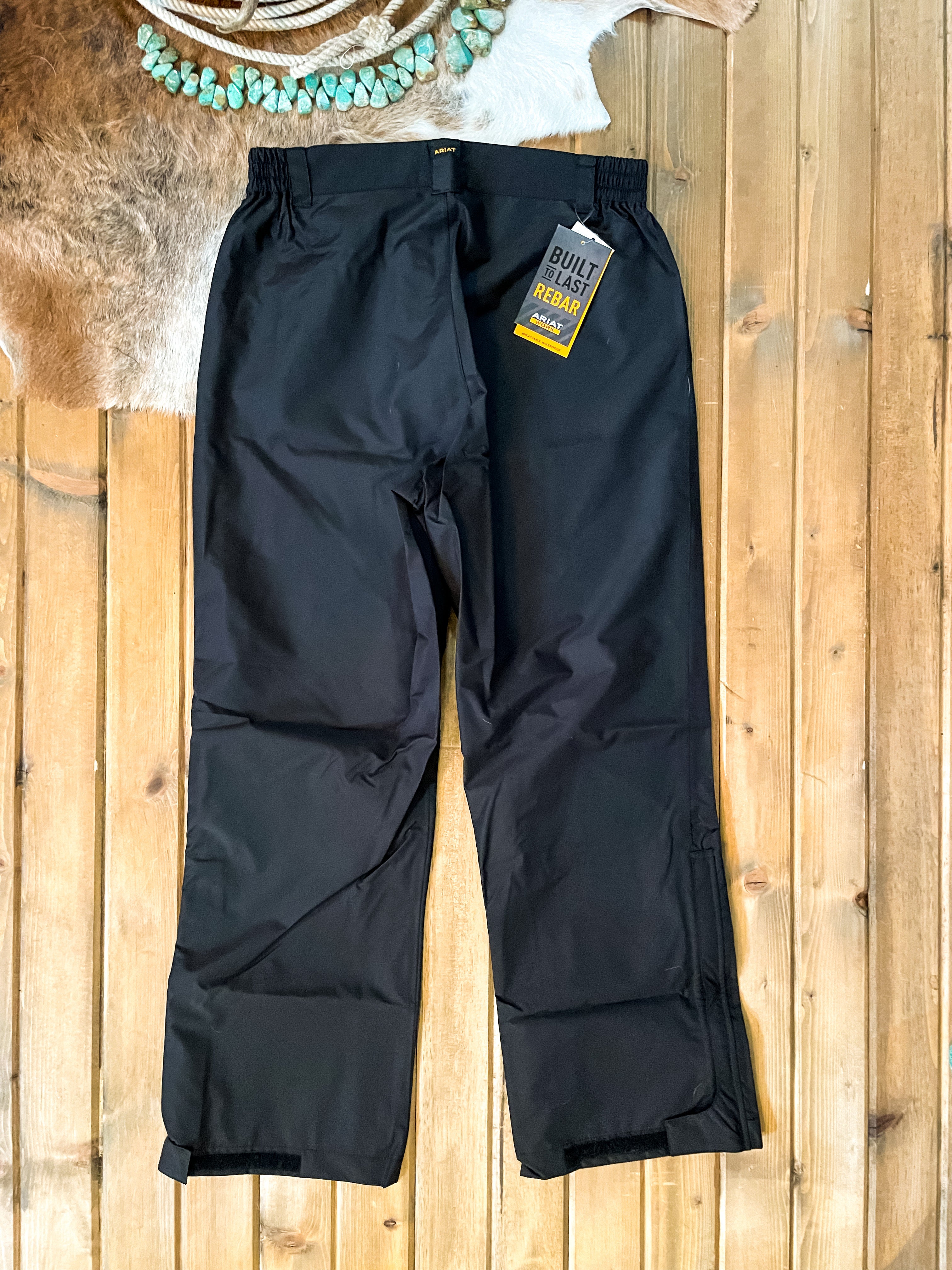 Berghaus Paclite Gore-Tex Overtrousers | Walkhighlands